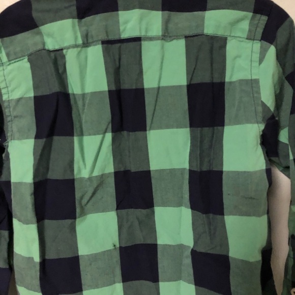 UNTUCKit boys button down size 4-5 - Picture 5 of 6